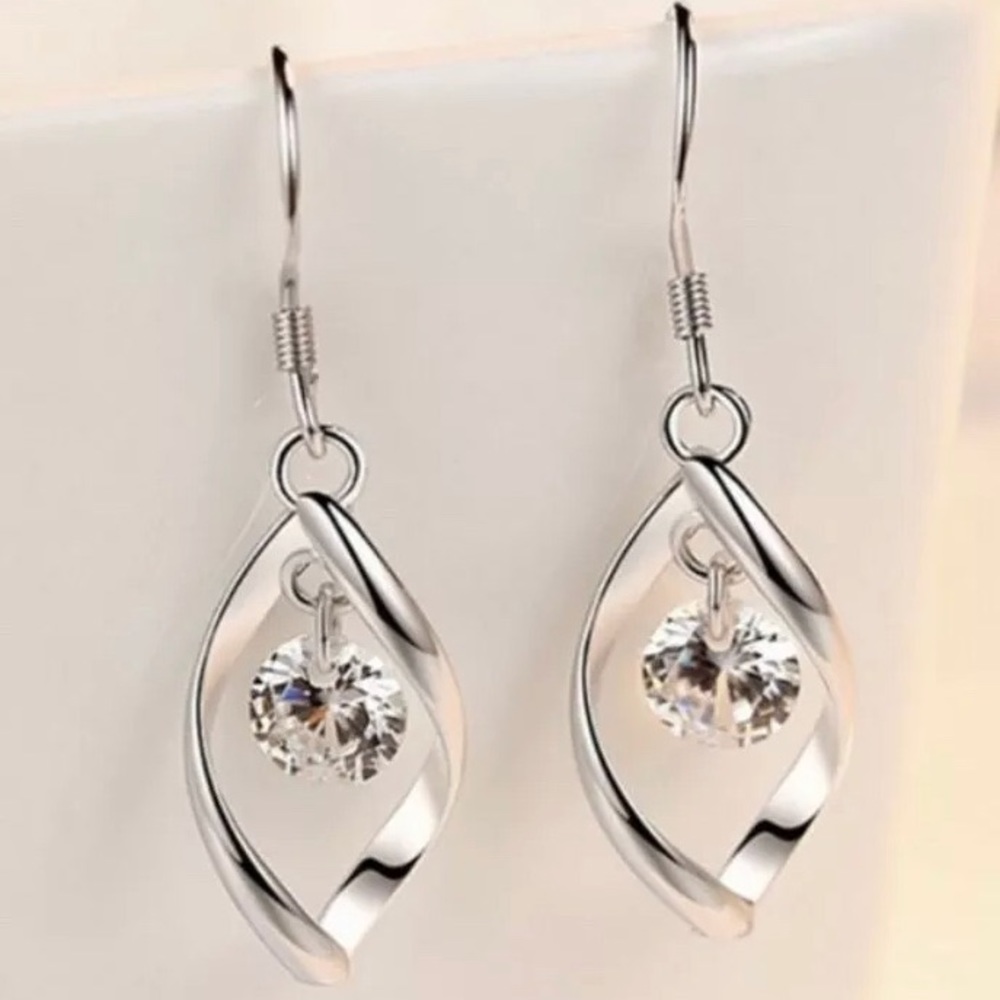 🌻Women 925 Sterling Silver Crystal Earrings